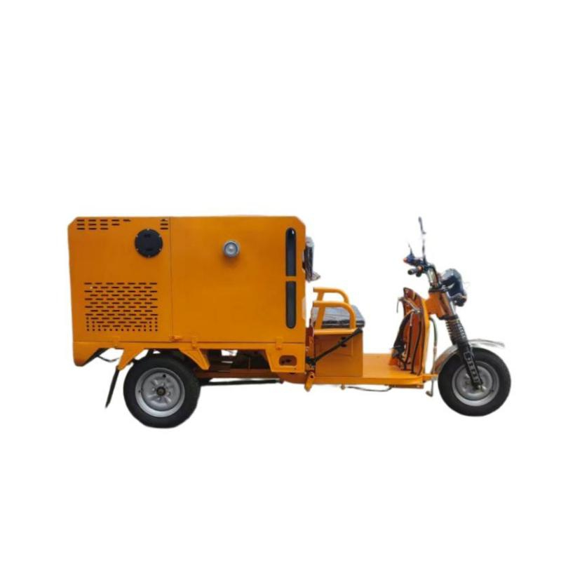 Electric Three-Wheeled Street Cleaning Vehicle Electric Three-Wheeled Street Cleaning Vehicle